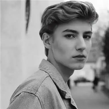 6686体育app金牌作者Wade