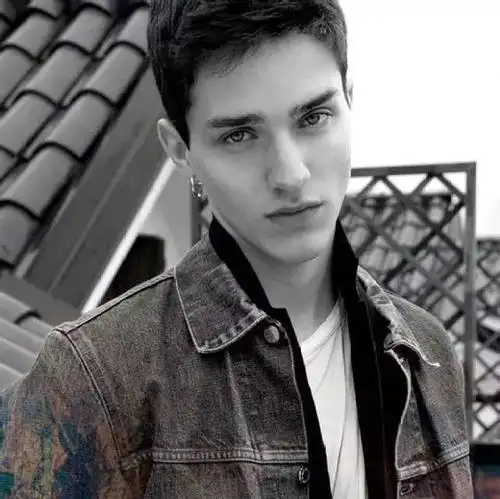 6686体育app高级作者Xanthe