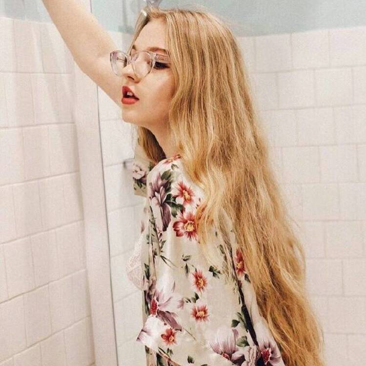 Người đàn ông đơn giản