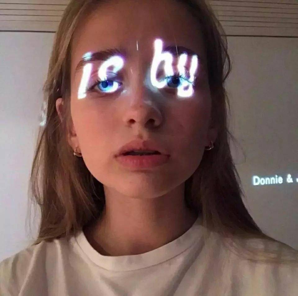 Sân thượng trang điểm buổi tối