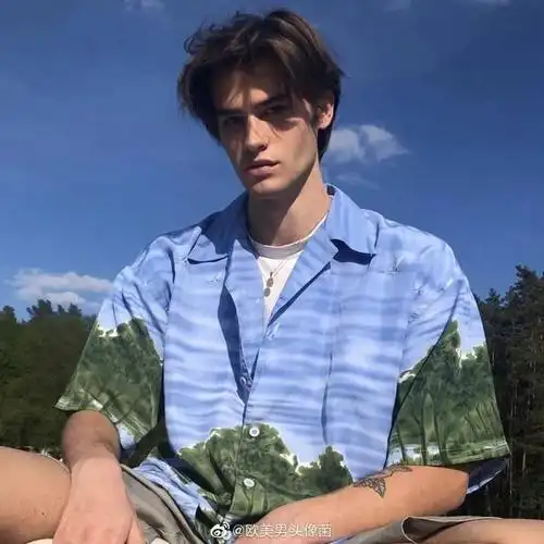 Lòng đau xót và im lặng