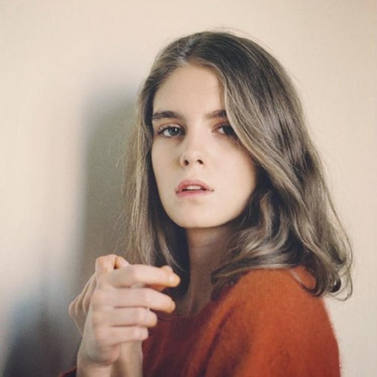 bầu trời hoa anh đào