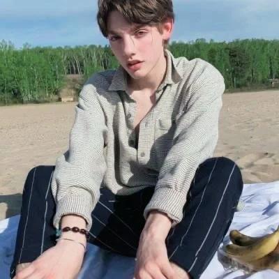 Yêu cầu nhập viện